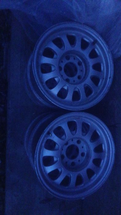 Продам.   диски.    от   БМВ   Е34  не вареные    5   Ти.   болтовые