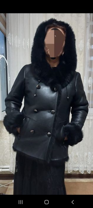 Теплая зимняя дублёнка