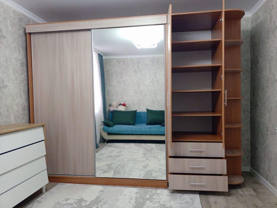 Продается шкаф купе