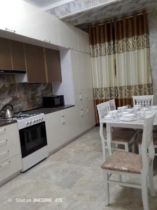 Сдается квартира 2х комнатная 60м, метро Шахристан, напротив Универсам