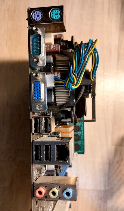 Мат.плата Asus 775