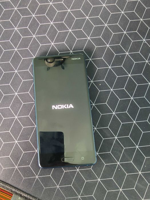 Nokia 8 TA-1004 cu Android 9