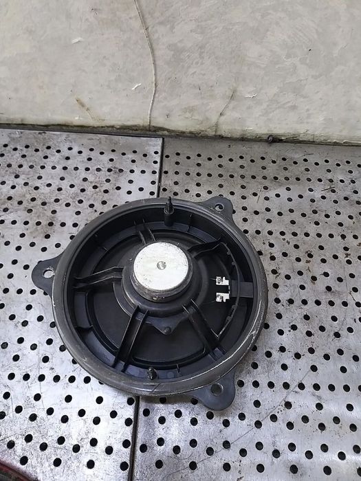 Boxa audio stanga fata nissan qashqai j10