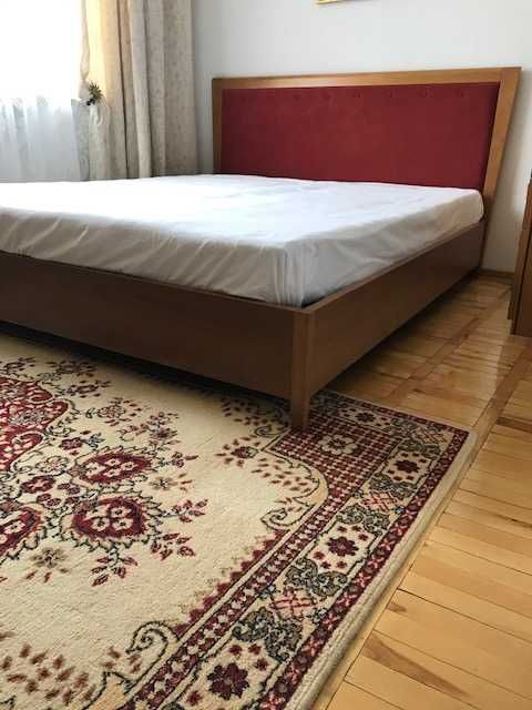 Итальянская двуспальная кровать