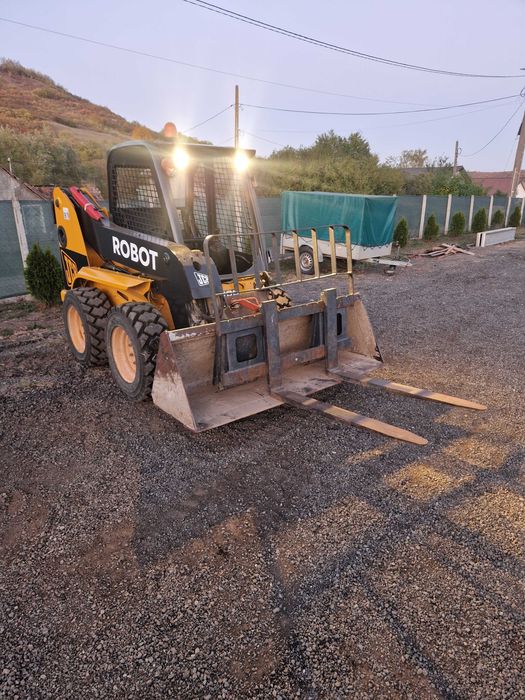 Miniincarcator jcb 3150kg