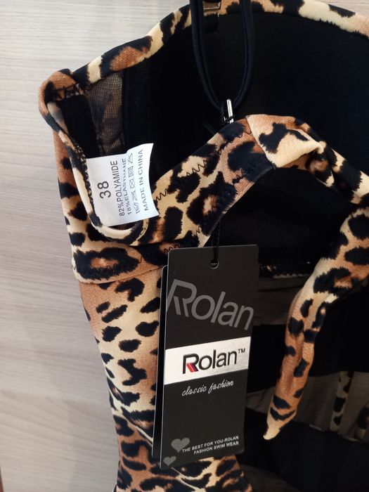 Продам женский купальник