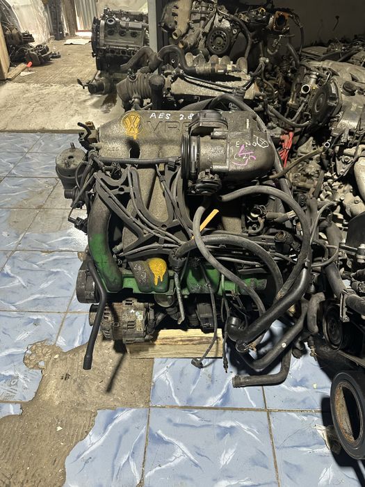 Двигатель Volkswagen caravelle vr6 2.8l AES