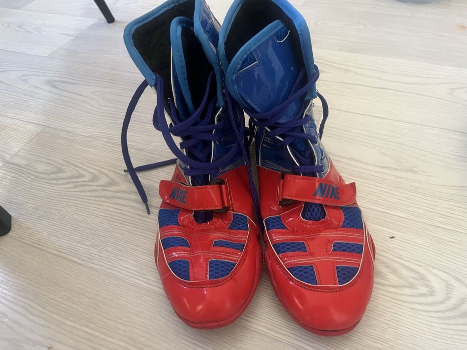 Продам боксерки Nike