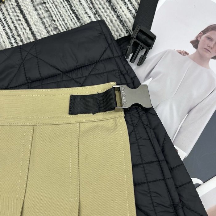 Дънкова пола пснталонки CD