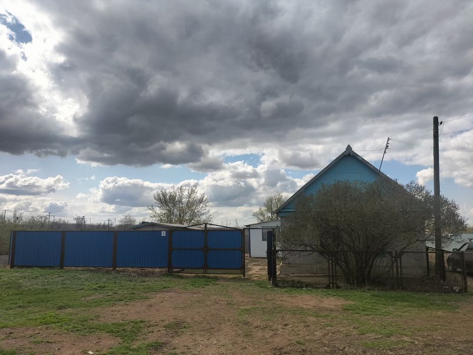 Дом с участком в посёлке