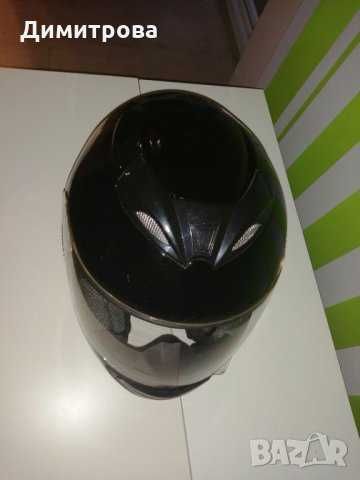 Каска за моторист и протектор за гръб