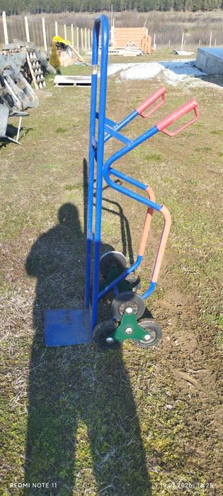 Количка за носене по стълби