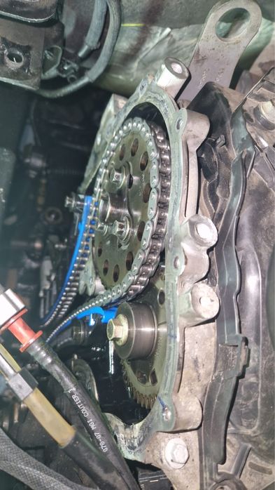 Motor, injectoare, chiuloasa opel vivaro 2.0 diesel euro 4