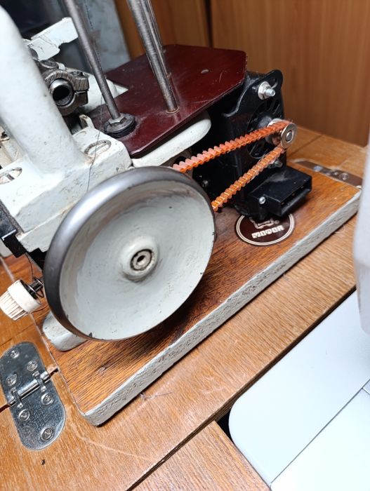 Продаю оверлог 51 класса