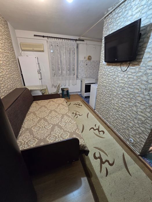 De închiriat garsoniera metrou Eroii Revolutiei