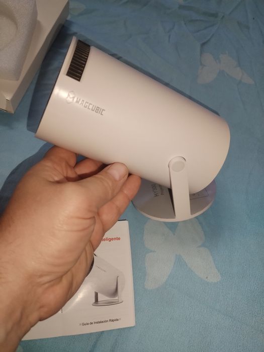 Vând proiector Ultra HD android,casca scuter