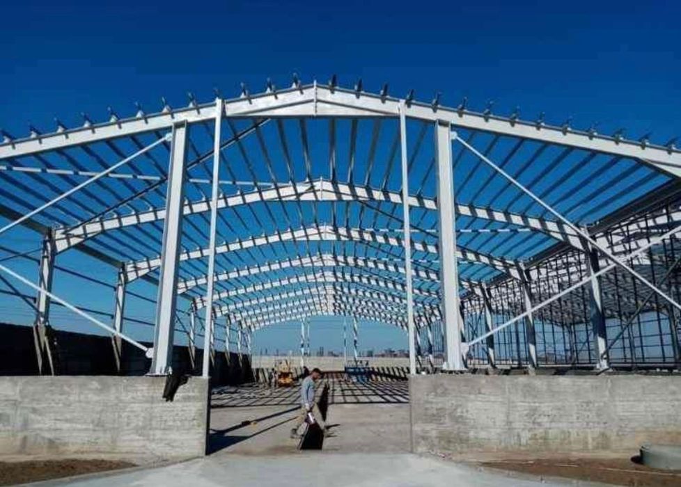 Structura hala metalica demontabila rezistenta diferite dimensiuni