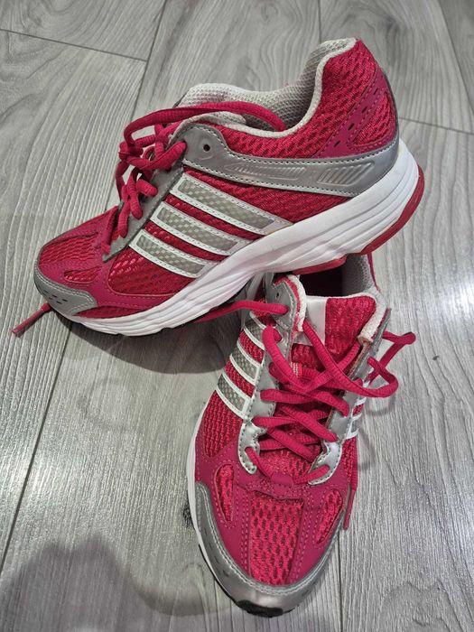 Adidas marime 36