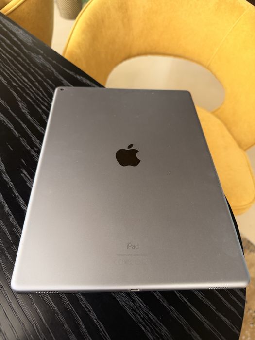 iPad Pro 12.9” 256GB Wi-Fi Space Gray – stare foarte bună