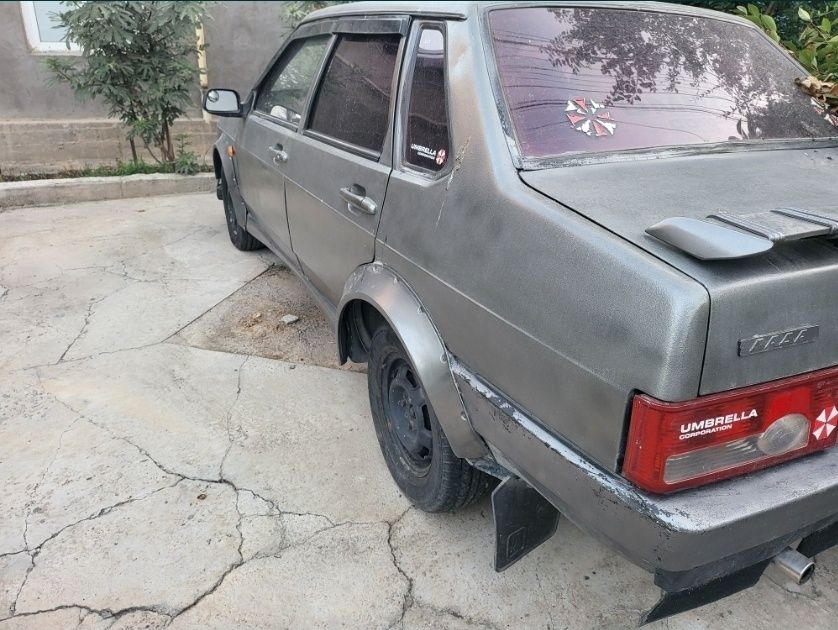 Срочно продам ваз 21099