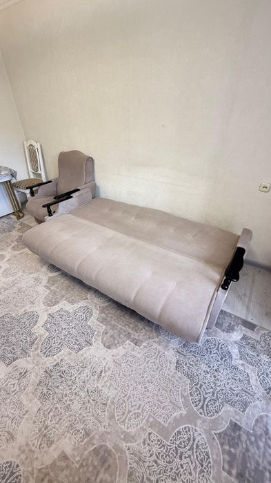 Мебель, Гостинный диван