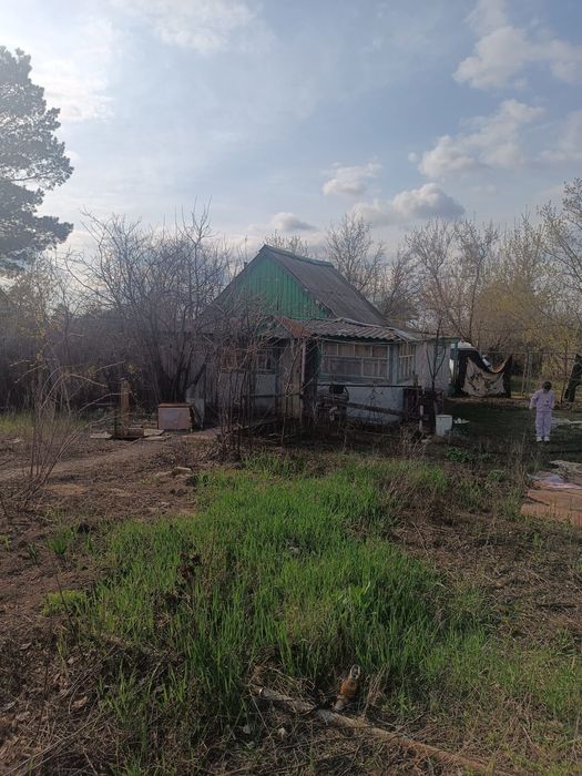 Продам дачу в тихом районе