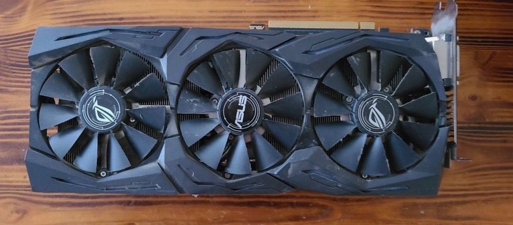 ASUS ROG STRIX GTX 1060 6GB GDDR5, placă video gaming