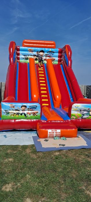 Tobogan gonflabil de închiriat!