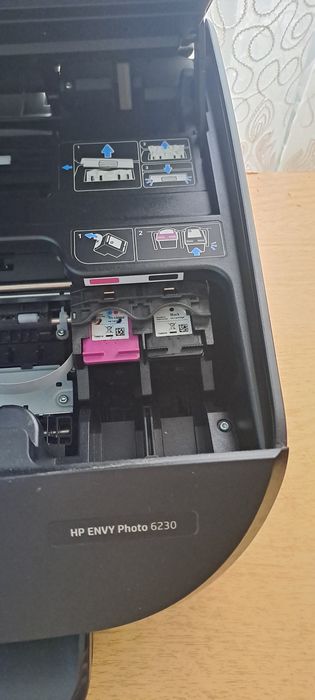 Vând model imprimantă HP ENVY Photo 6230 All-in-One.