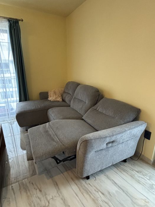 Canapea tip coltar cu recliner