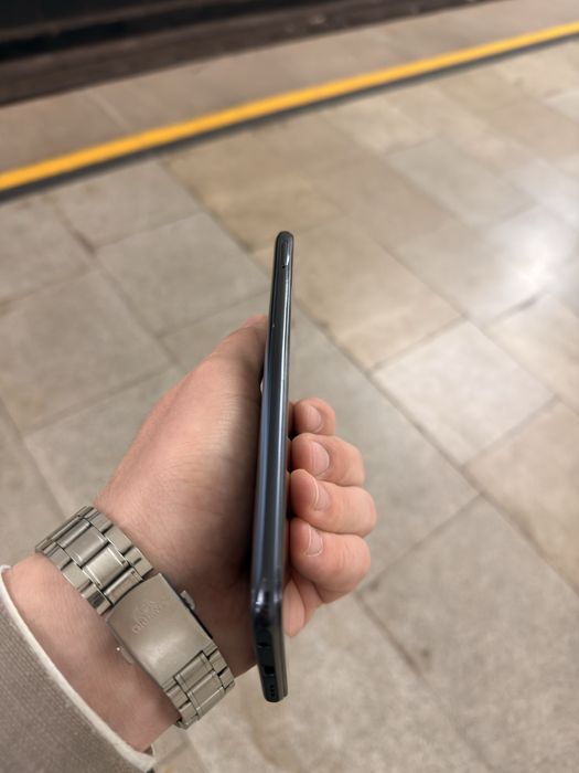 Redmi note 10 6/128 GB ideal srochna sotiladi