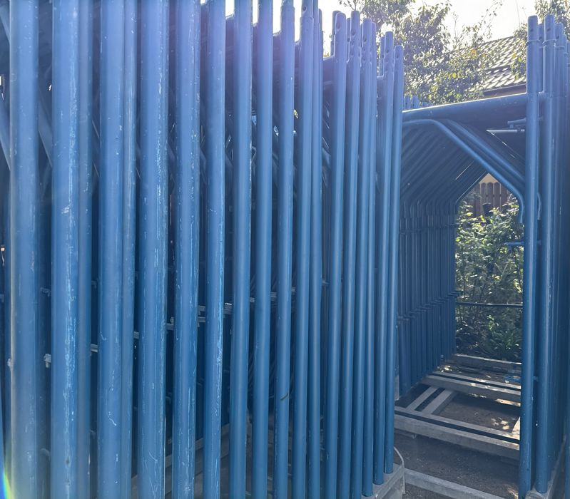 Vand pachet 2 suporti schela completa