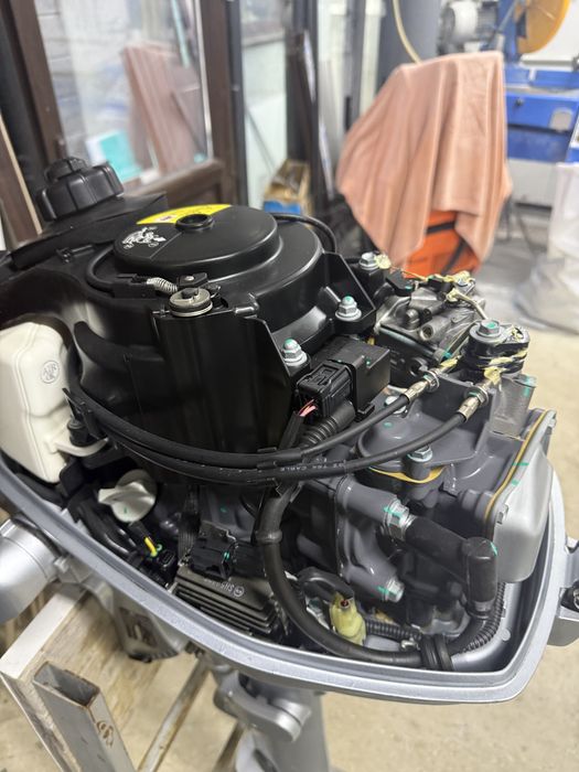 Motor barca Honda BF 5D