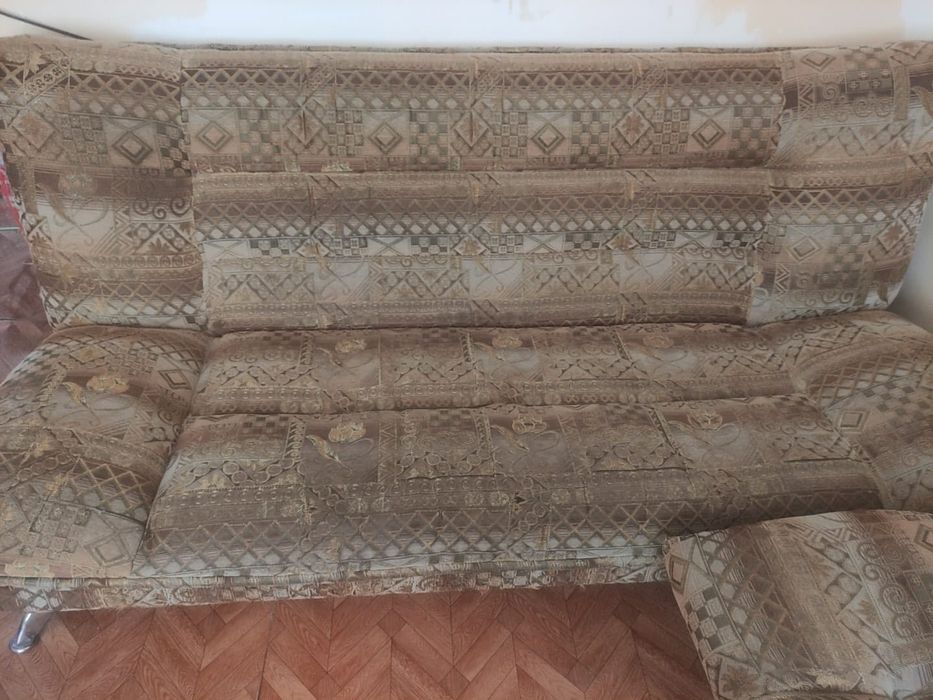 Мягкий уголок диван и 2 кресла