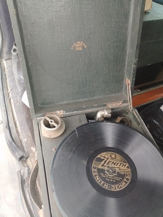 Ретро Грамофон куфар Dumont Дюмонт