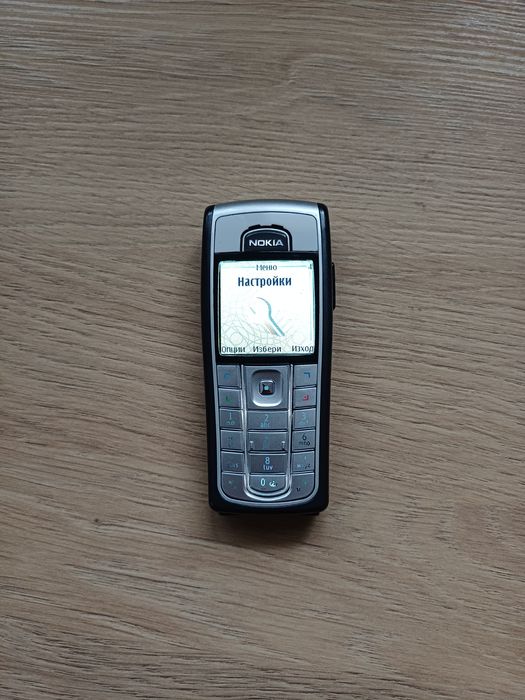 Продавам Nokia 6230i