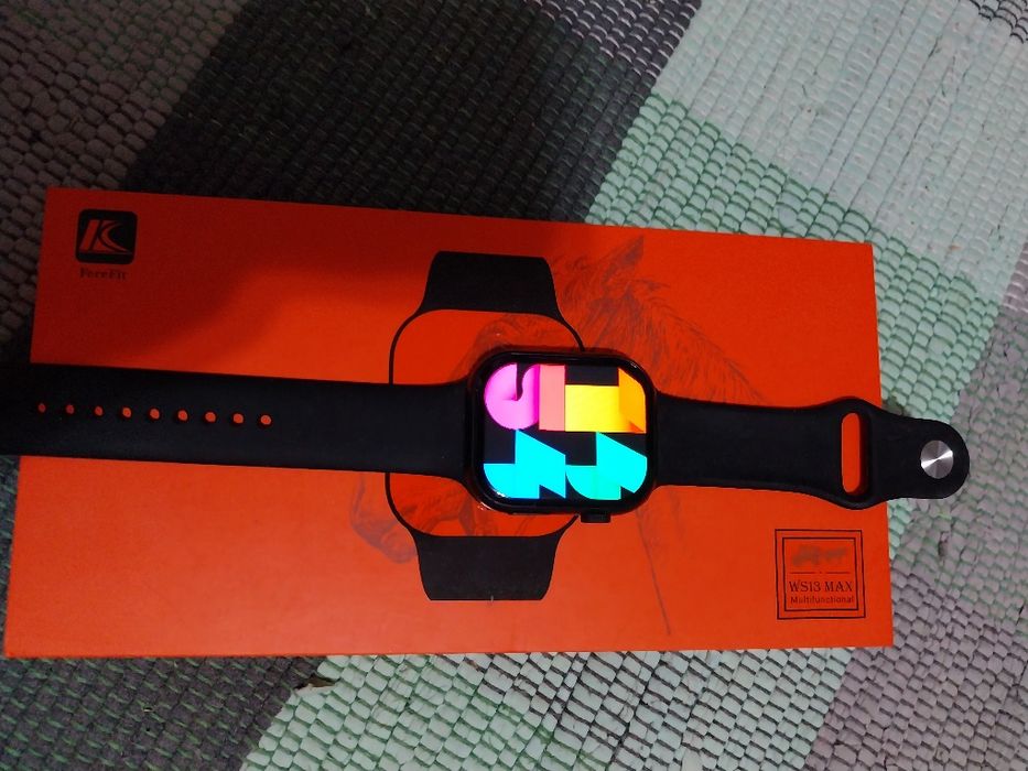 Продавам часовник