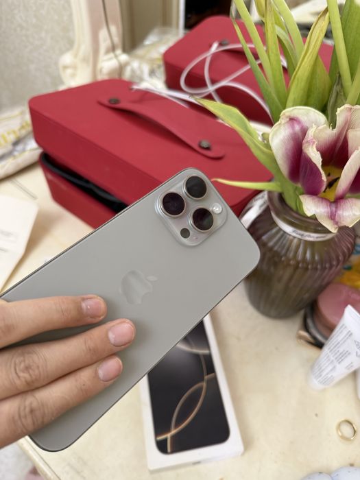 Айфон 16 про мах