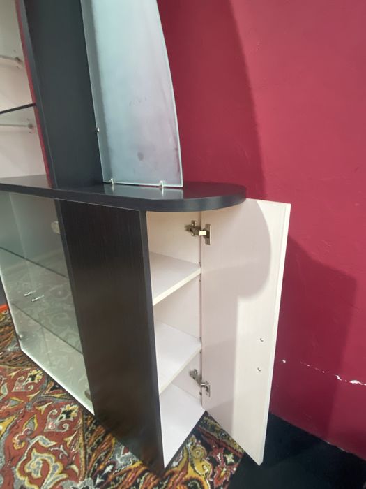 Шкаф сервант витрина 184 см