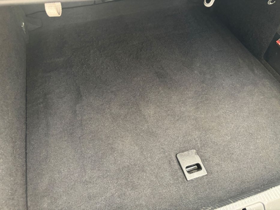 Curățare/Igienizare Canapele & Tapițerie Auto