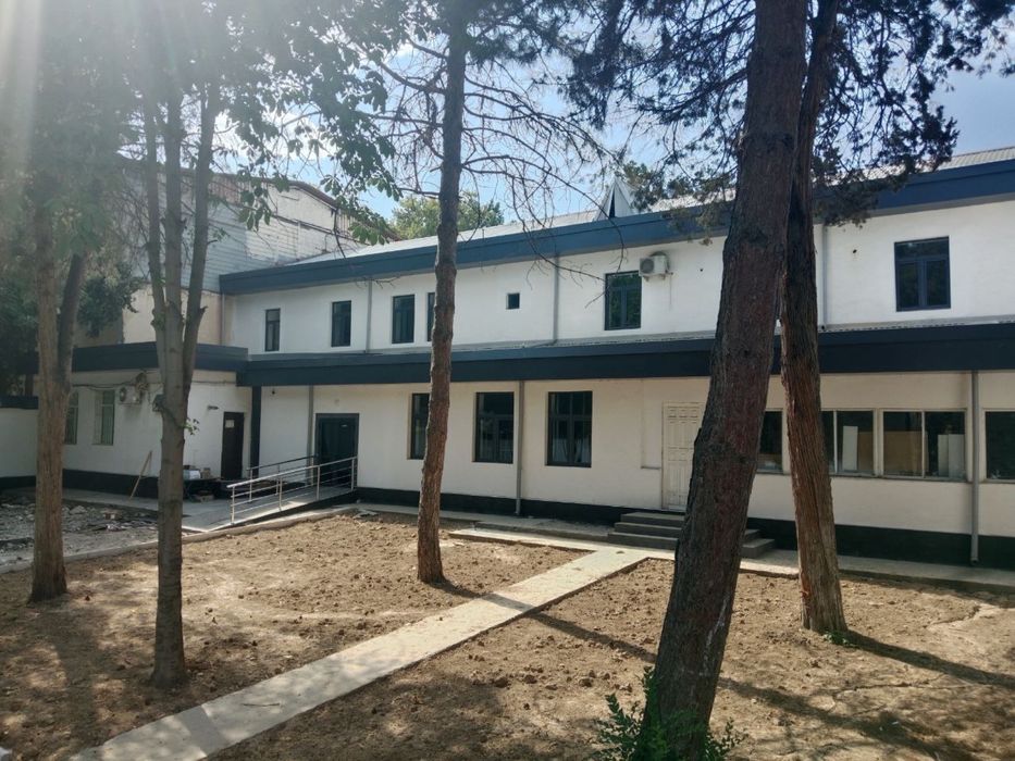 Продаётся Здание под Клинику.