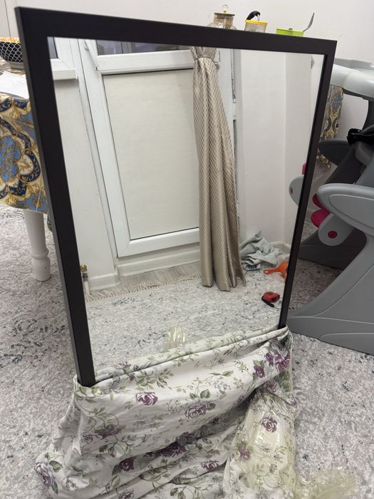 Продам зеркало новое