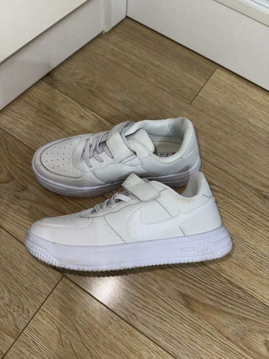 Продаются кеды детские