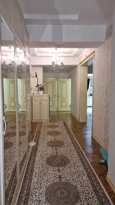 Сдам элитную квартиру с паркингом и зарядкой для авто