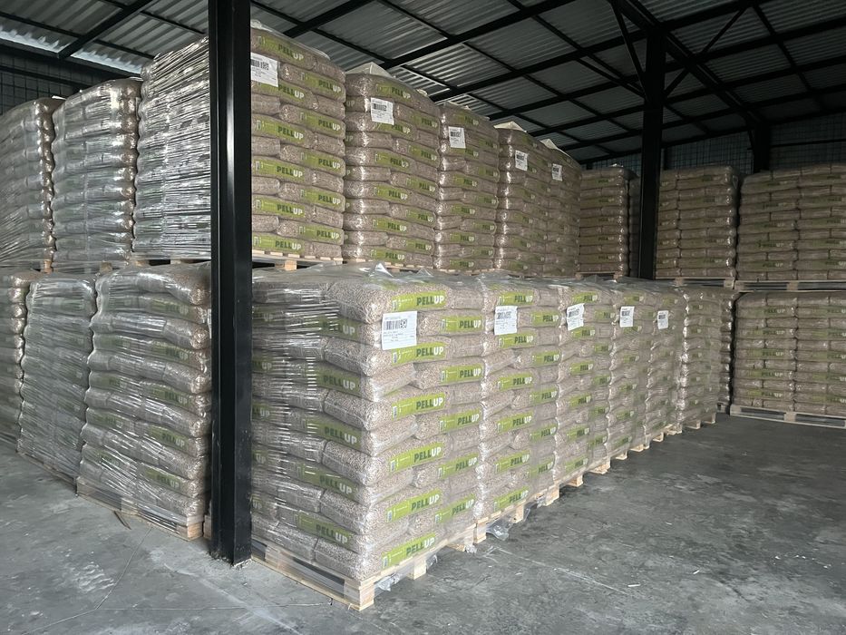 CALITATE ȘI SERIOZITATE! Peleți HSTimber sau PELLUP Premium EN plus A1