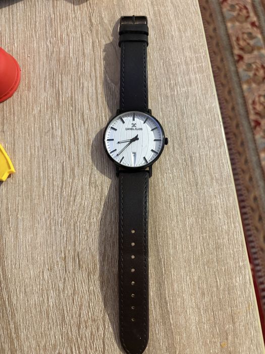 Ceas Daniel Klein