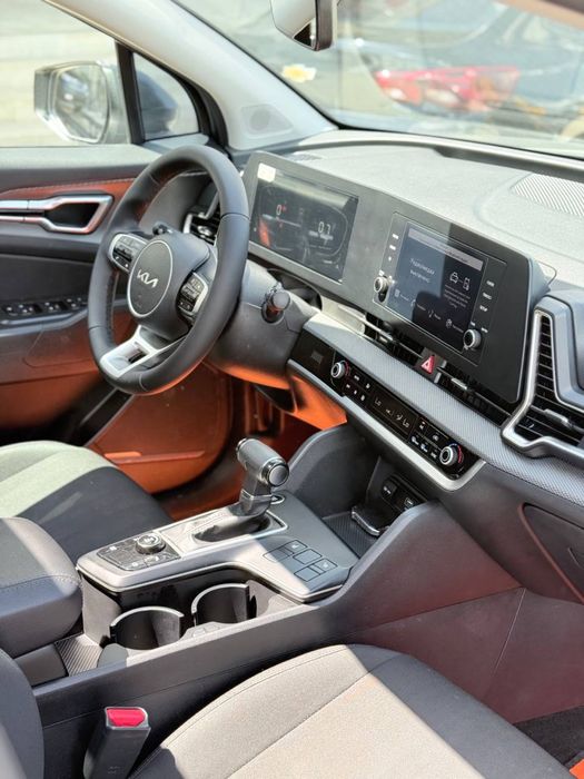 Срочна янги Kia Sportag 4позиця понарама люкли 2023га 2024 сотилади