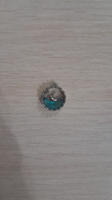 Срочно кулоны...