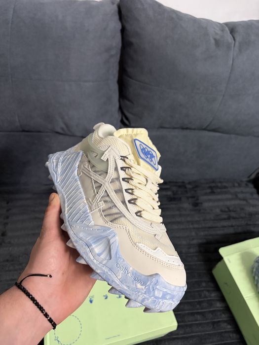 Off-white odsy marime 42