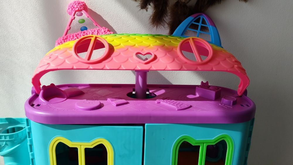 Gabby's Dollhouse party